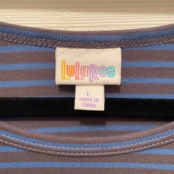 LulaRoe Carly Dress - Picture 2 of 3